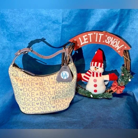 Dooney & Bourke Cream & Lilac Bucket Bag - Picture 14 of 16